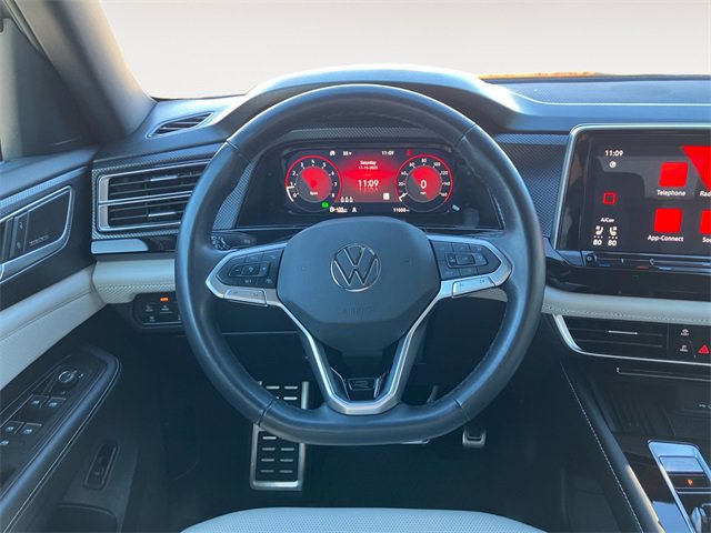 Used 2025 Volkswagen Atlas Cross Sport SEL Premium R-Line image 12