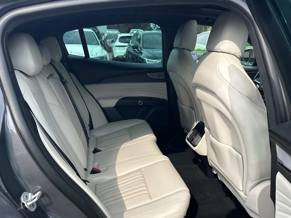 Certified 2023 Maserati Grecale Modena AWD/4WD image 15