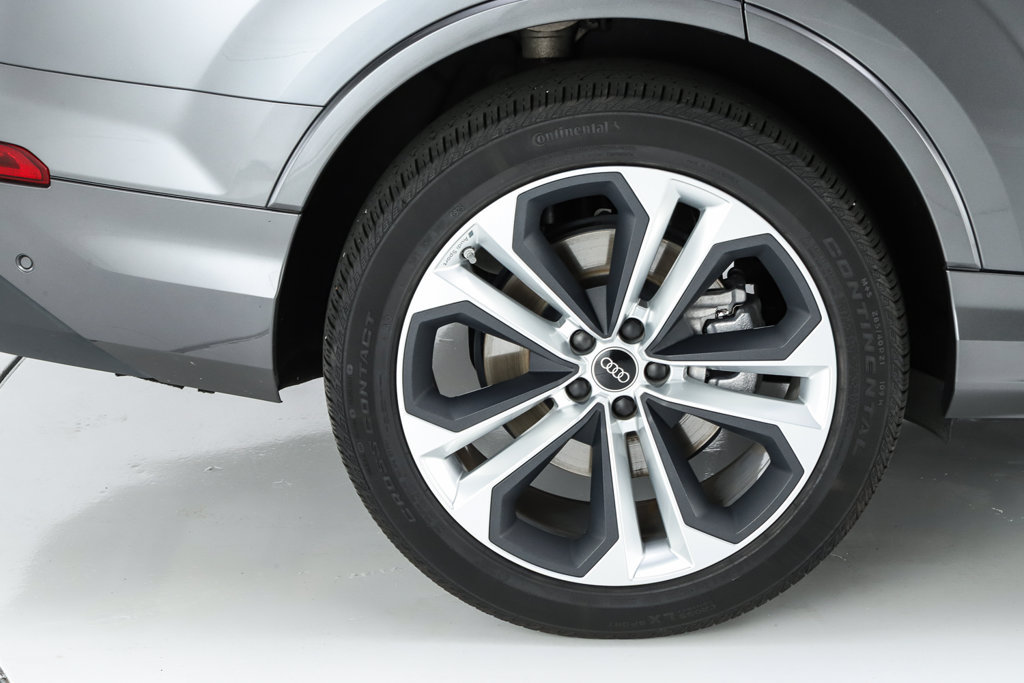 Used 2024 Audi Q7 3.0T Premium Plus w/ Premium Plus Package AWD/4WD image 59