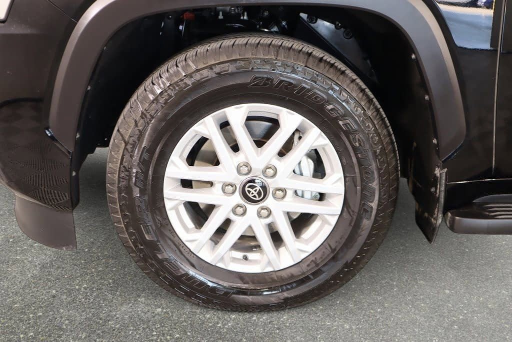 Used 2025 Toyota Sequoia SR5 w/ SR5 Premium Package image 22