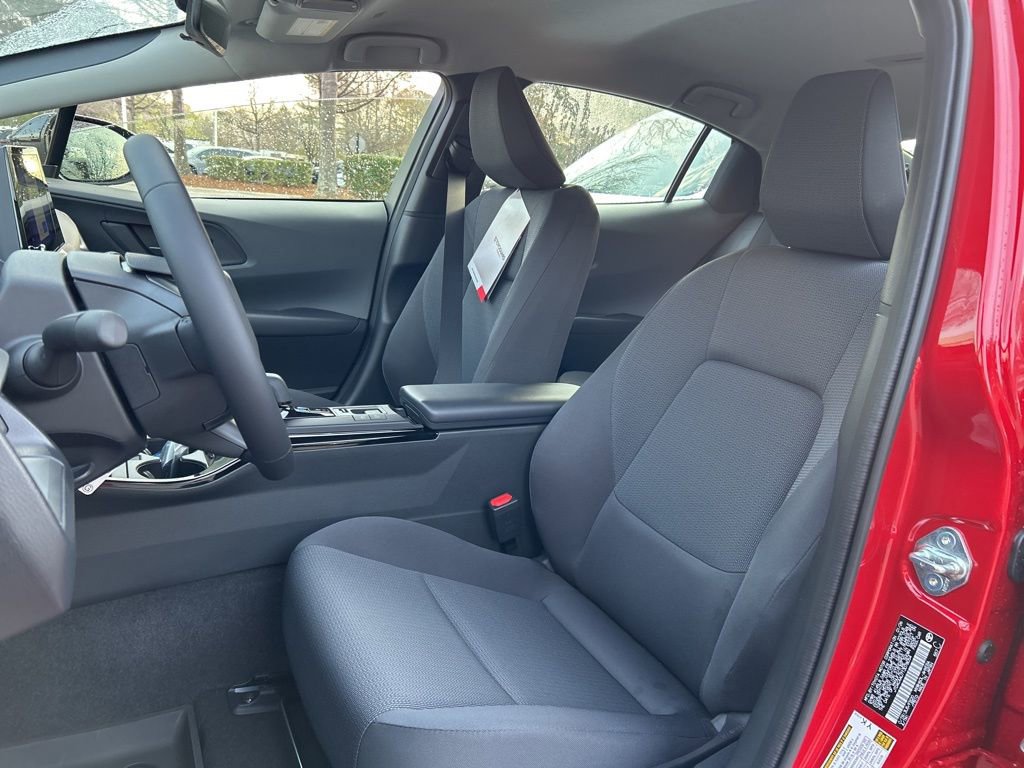 New 2026 Toyota Prius LE image 3