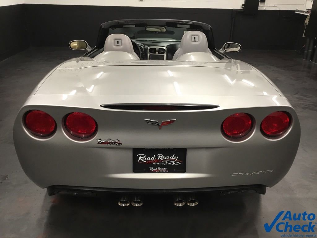 Used 2005 Chevrolet Corvette Convertible w/ Preferred Equipment Group image 9
