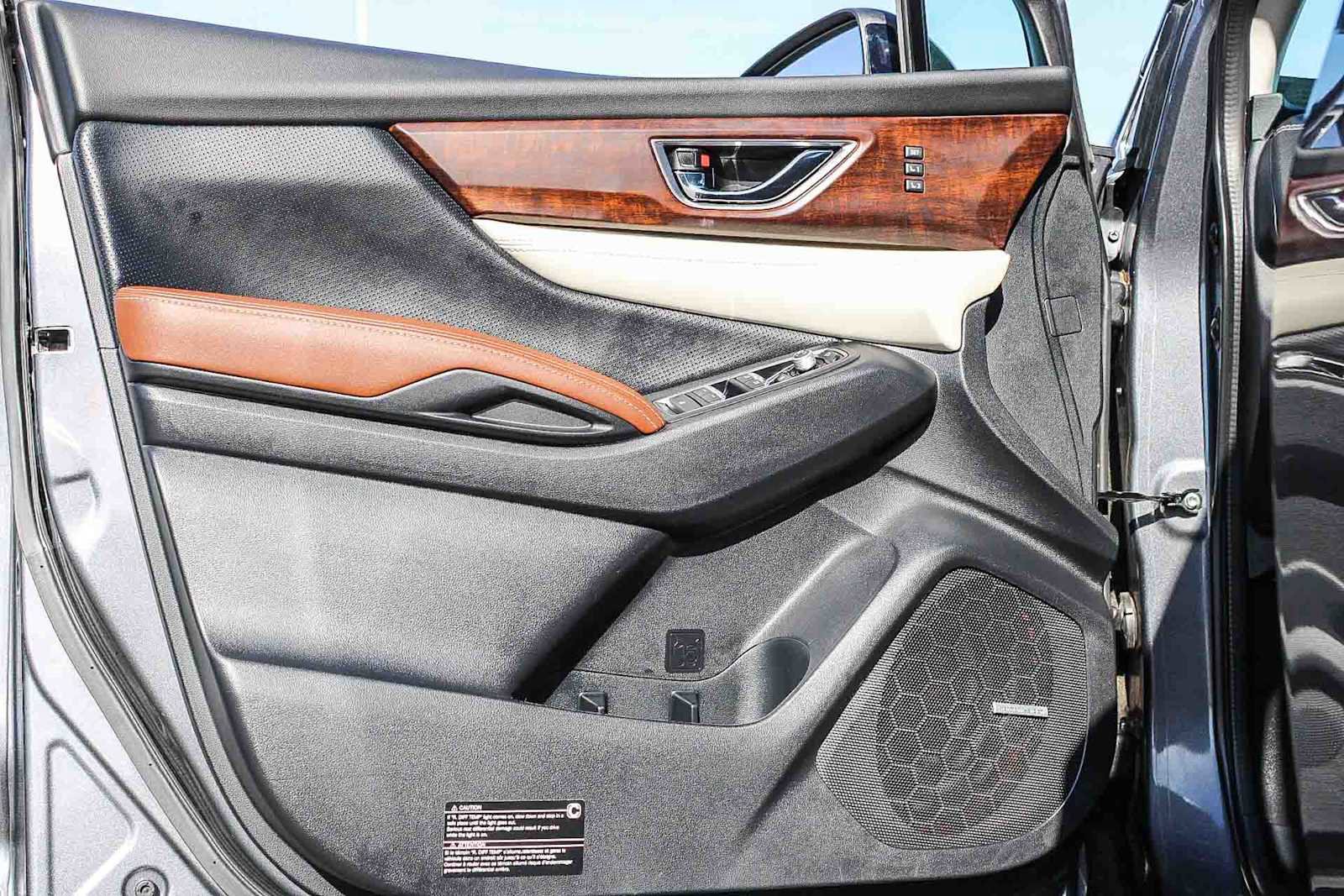 Used 2022 Subaru Ascent Touring w/ Popular Package #2A image 20