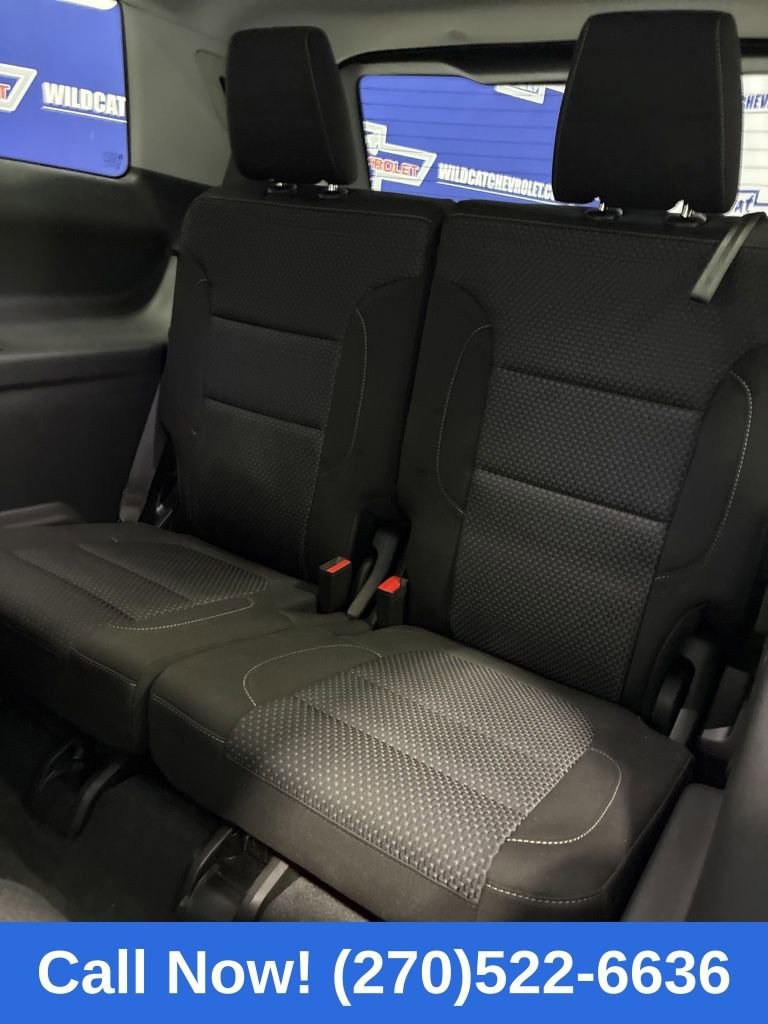 Used 2023 GMC Acadia SLE w/ Driver Convenience Package image 36