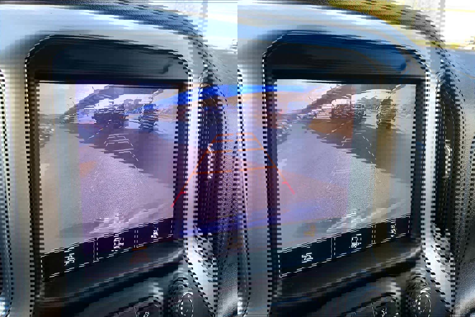 Used 2021 Chevrolet Silverado 1500 LTZ image 26