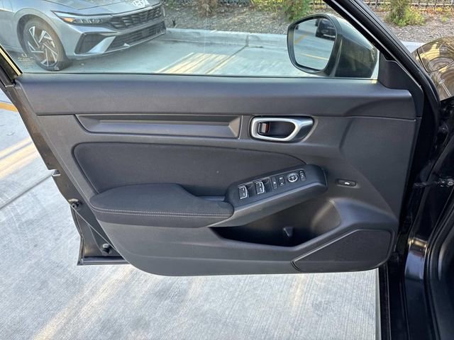 Used 2023 Honda Civic Sport image 19