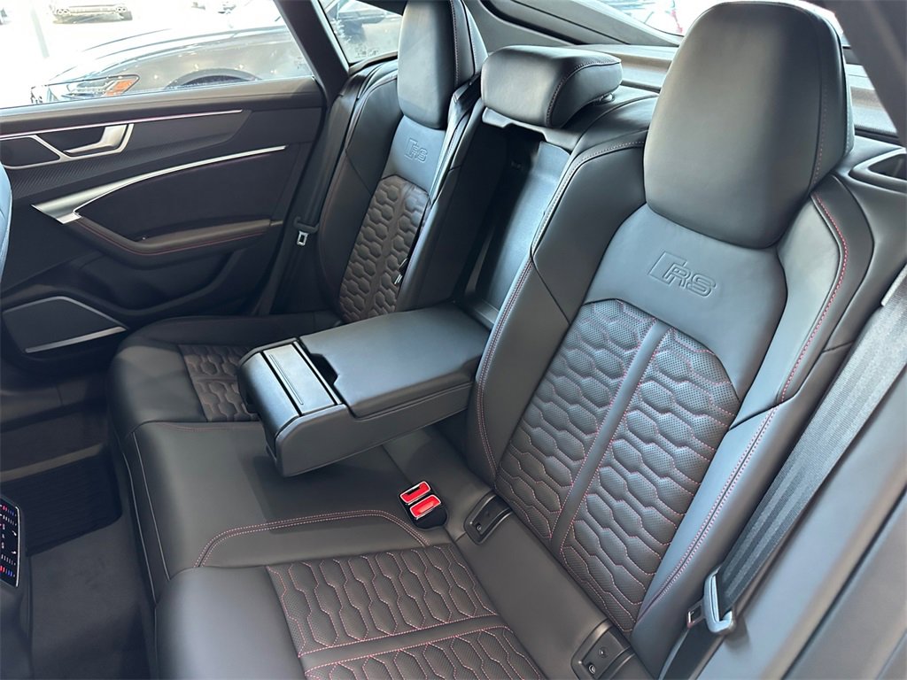 Used 2026 Audi RS 7 Performance image 28