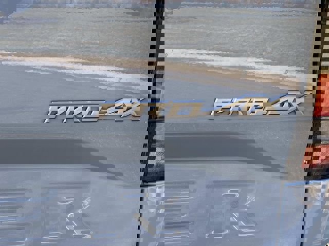 Used 2023 Nissan Frontier PRO-4X w/ Technology Package image 5