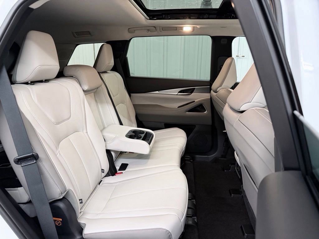 New 2027 INFINITI QX60 Luxe w/ Cargo Package FWD image 41