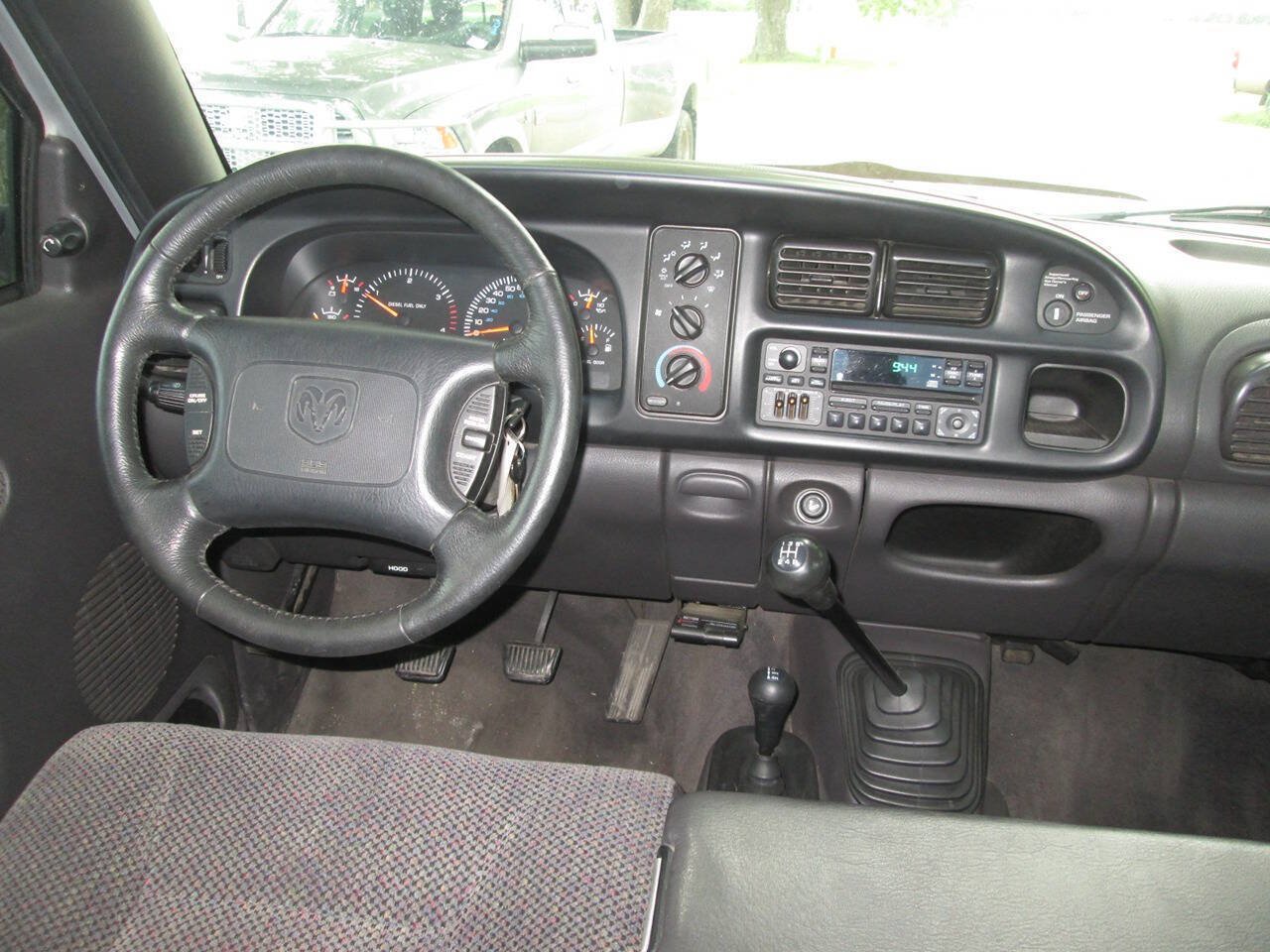 Used 1999 Dodge Ram 2500 Truck 4x4 Quad Cab image 22