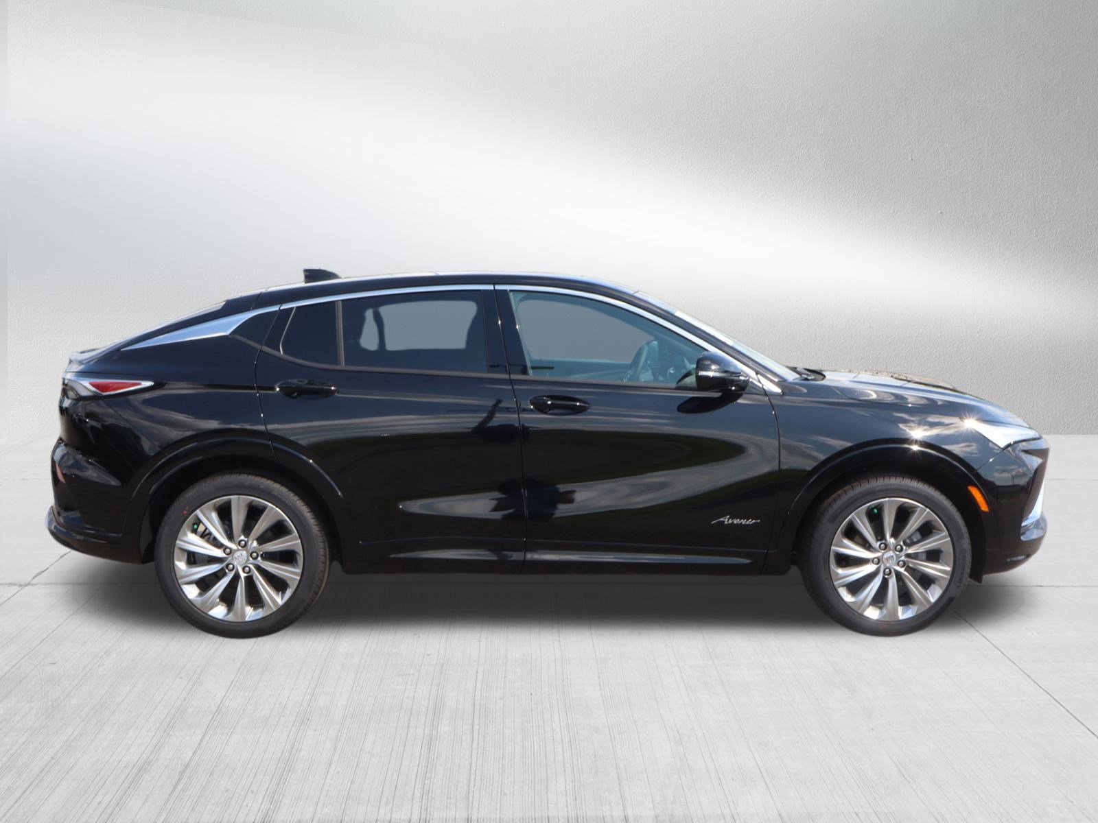 New 2025 Buick Envista Avenir image 8