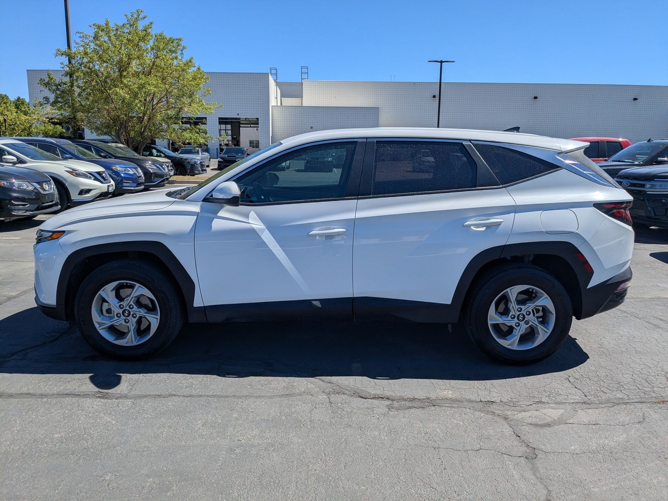 Certified 2024 Hyundai Tucson SE AWD/4WD image 9