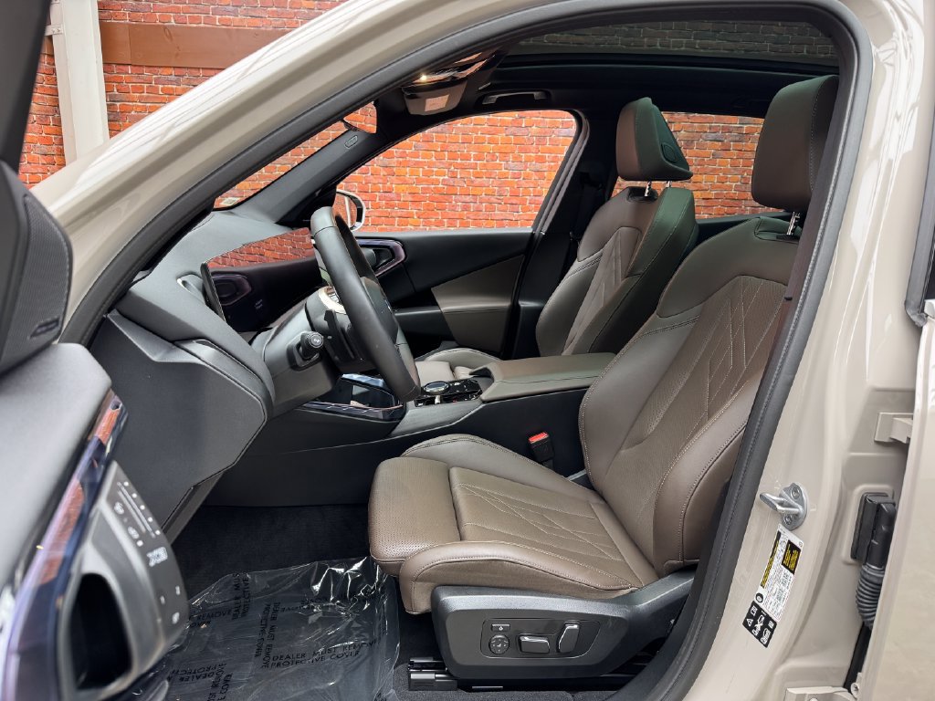 Certified 2025 BMW X3 xDrive30i w/ Premium Package AWD/4WD image 22