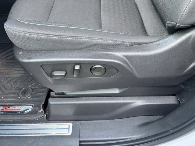 Used 2023 Chevrolet Silverado 1500 LT AWD/4WD image 27