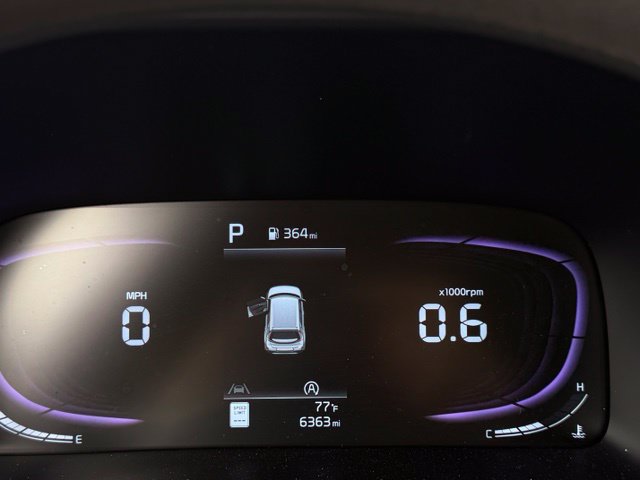 Used 2025 Kia Soul LX w/ LX Technology Package FWD image 17