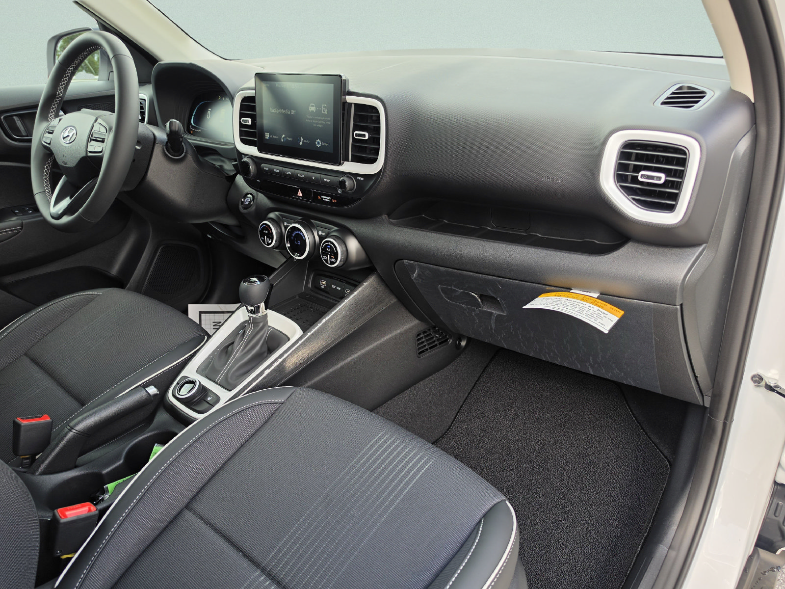 New 2026 Hyundai Venue SEL FWD image 16