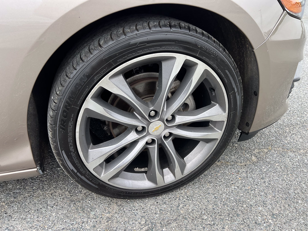 Used 2023 Chevrolet Malibu LT w/ Driver Confidence Package FWD image 8