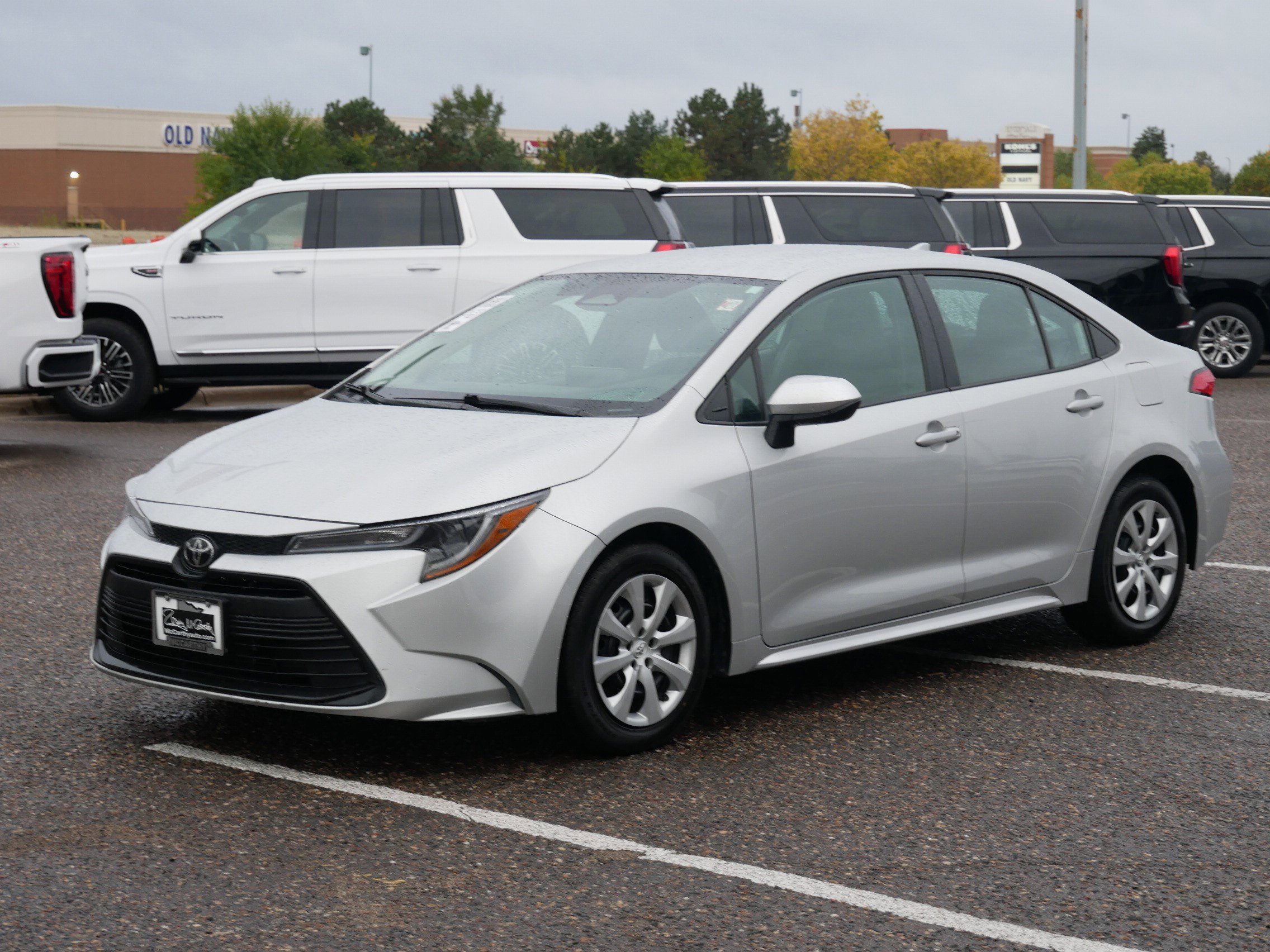 Used 2023 Toyota Corolla LE image 5