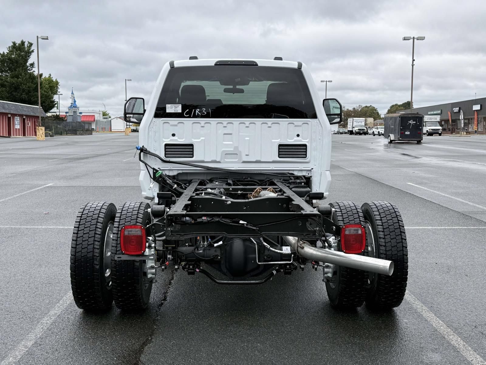 New 2026 Ford F450 XLT w/ XLT Value Package AWD/4WD image 3