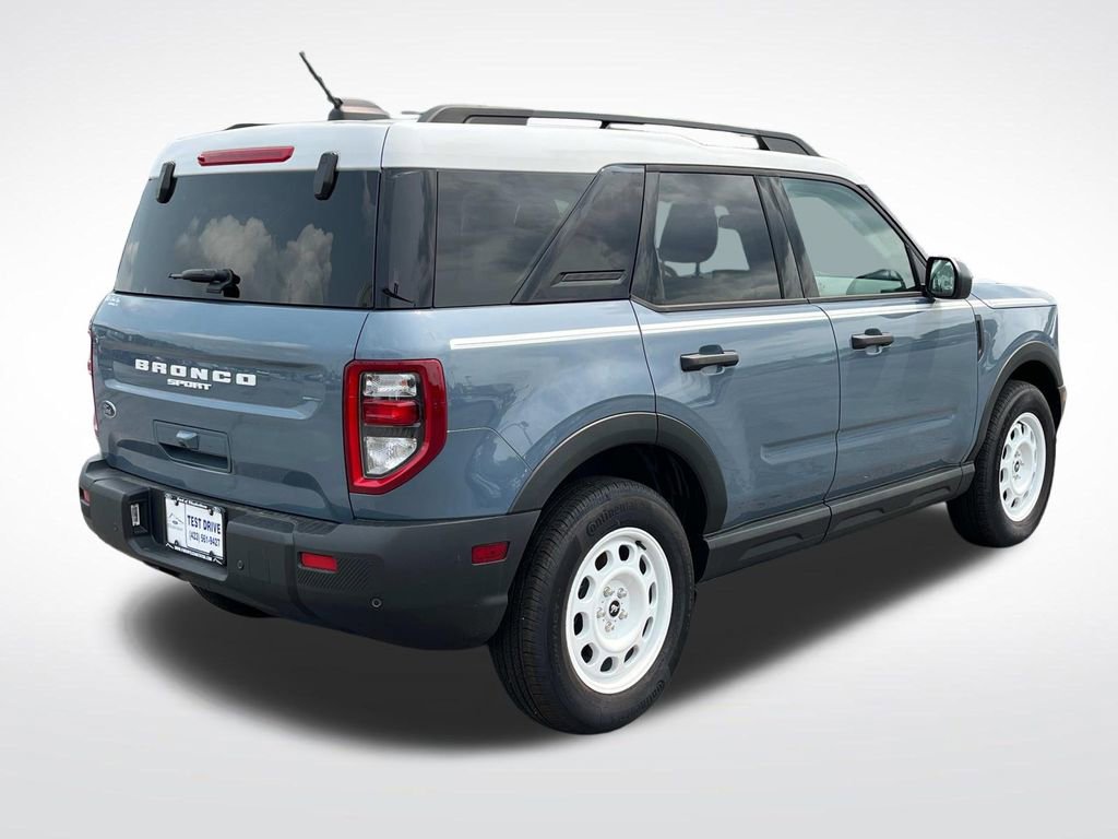 Used 2025 Ford Bronco Sport Heritage w/ Convenience Package image 3