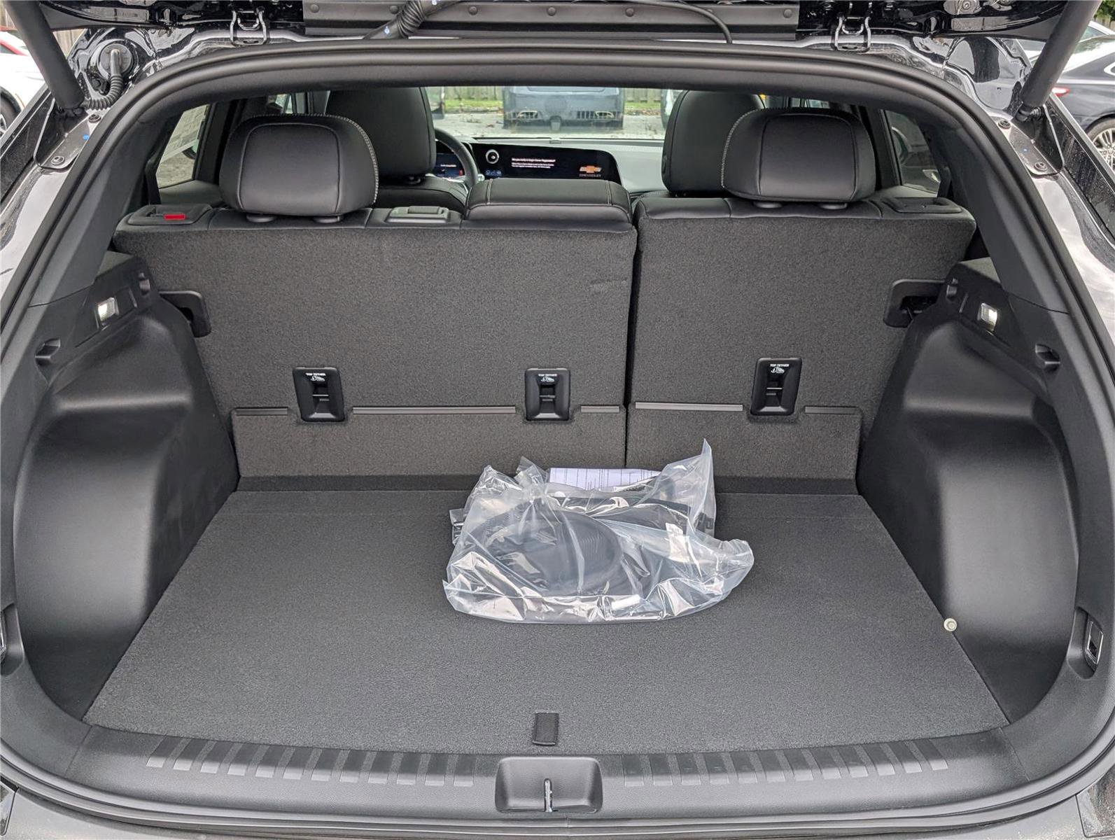 New 2026 Chevrolet Blazer EV LT image 8