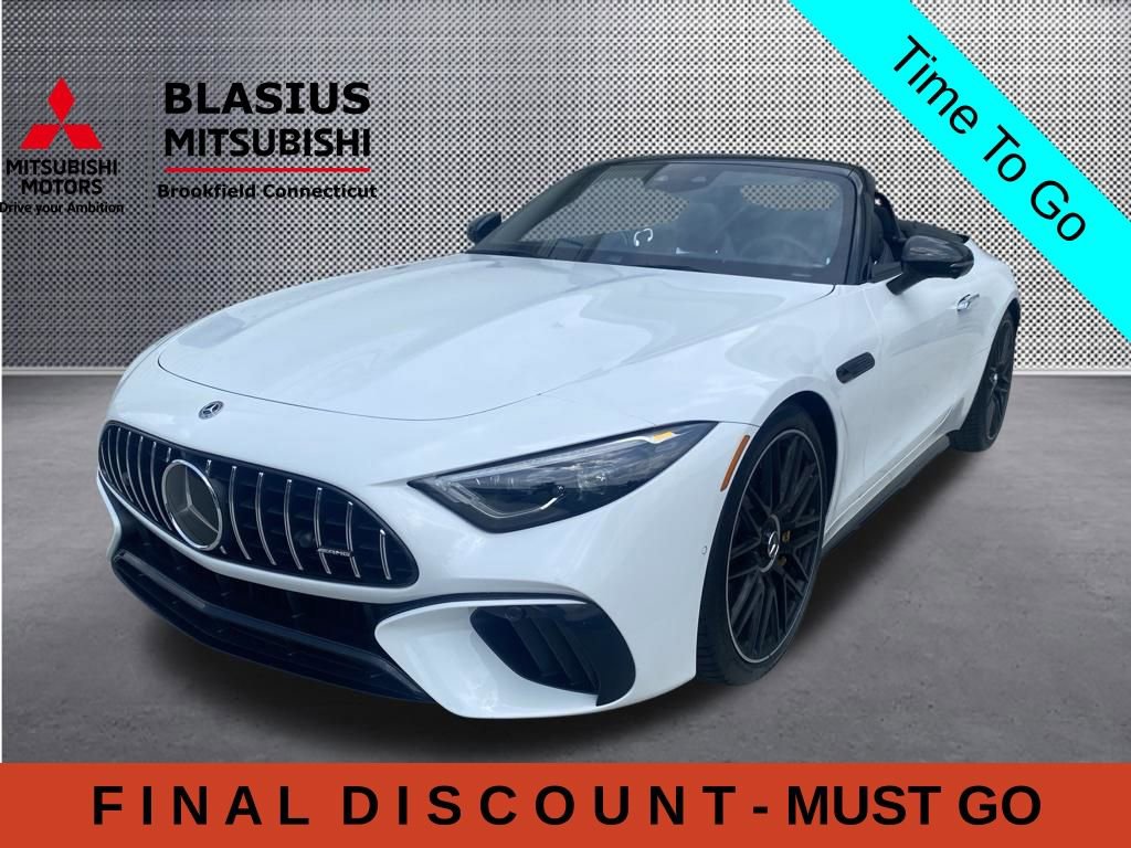 Used 2022 Mercedes-Benz SL 55 AMG 4MATIC w/ Driver Assistance Package image 4