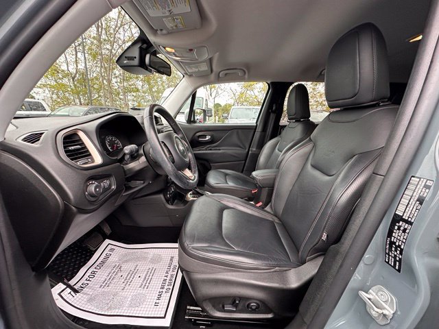 Used 2017 Jeep Renegade Limited AWD/4WD image 24
