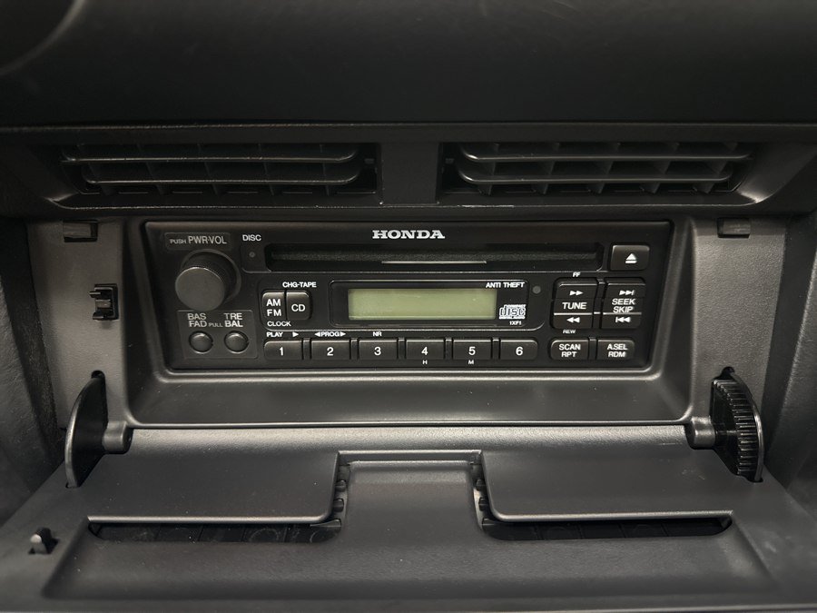 Used 2001 Honda S2000 image 16