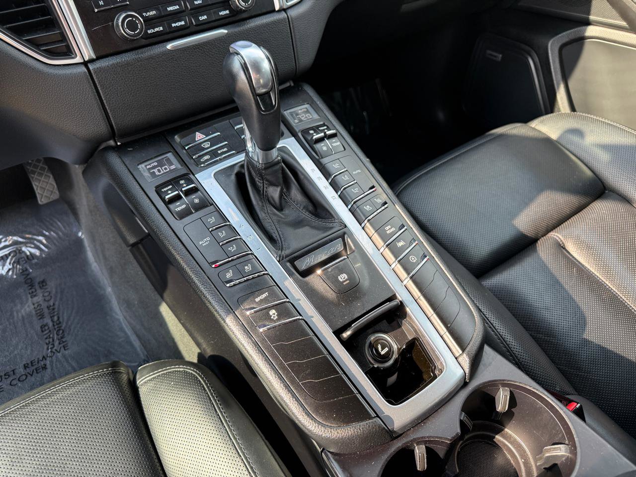 Used 2017 Porsche Macan S image 19