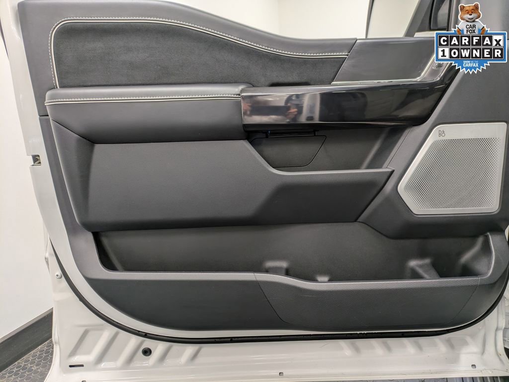 Used 2025 Ford F150 Lightning Platinum image 9