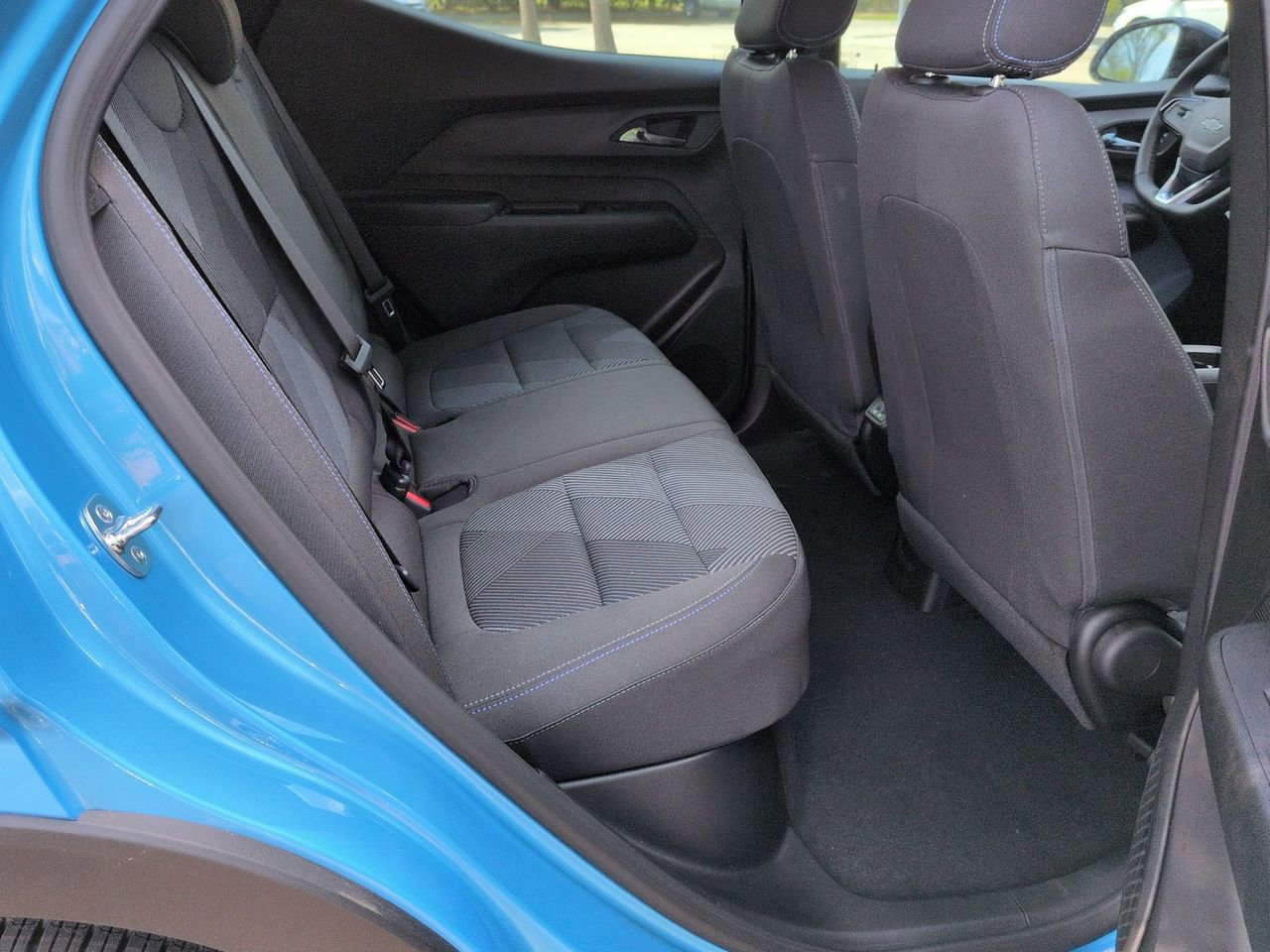 New 2027 Chevrolet Bolt LT image 24