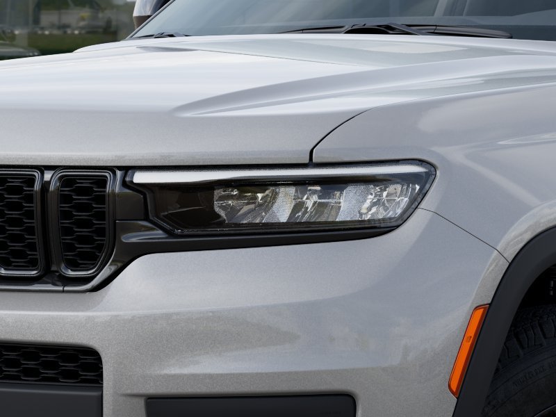 New 2025 Jeep Grand Cherokee L Altitude AWD/4WD image 32
