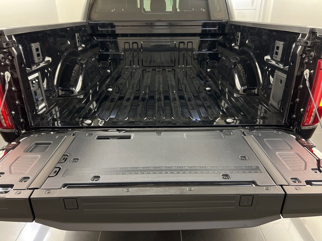 New 2025 Ford F150 Platinum w/ Equipment Group 702A High image 38