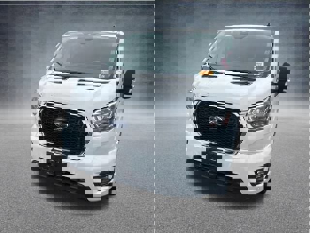 Used 2023 Ford Transit 350 XLT image 17