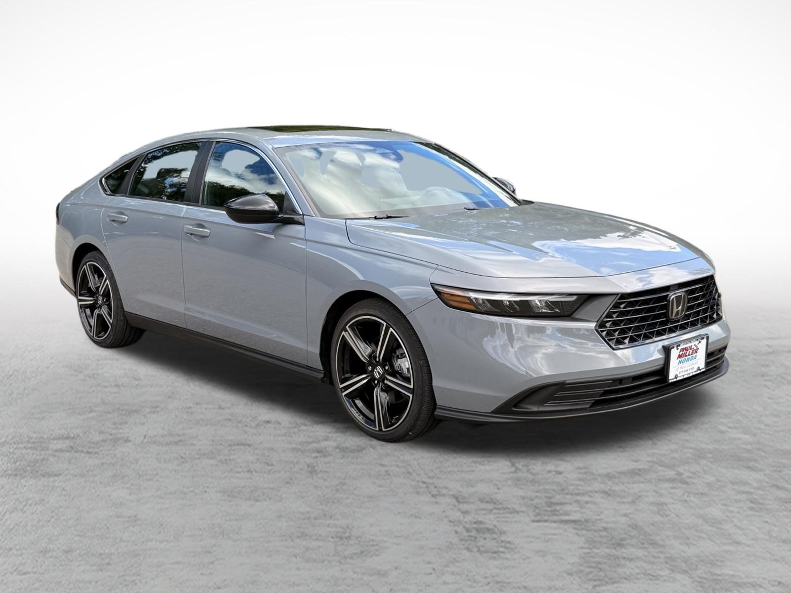 Certified 2025 Honda Accord Sport image 4