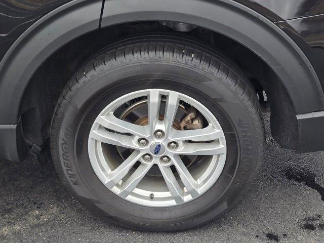 Certified 2023 Ford Explorer XLT w/ Equipment Group 202A image 16