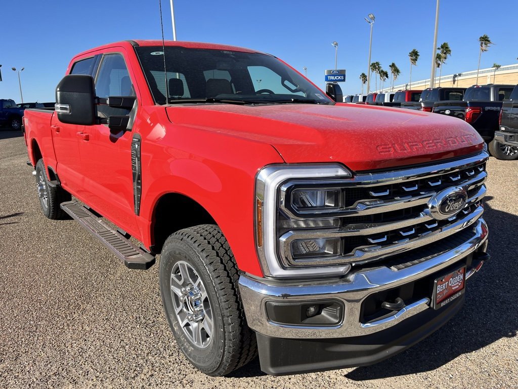 New 2026 Ford F250 4x4 Crew Cab Super Duty image 1