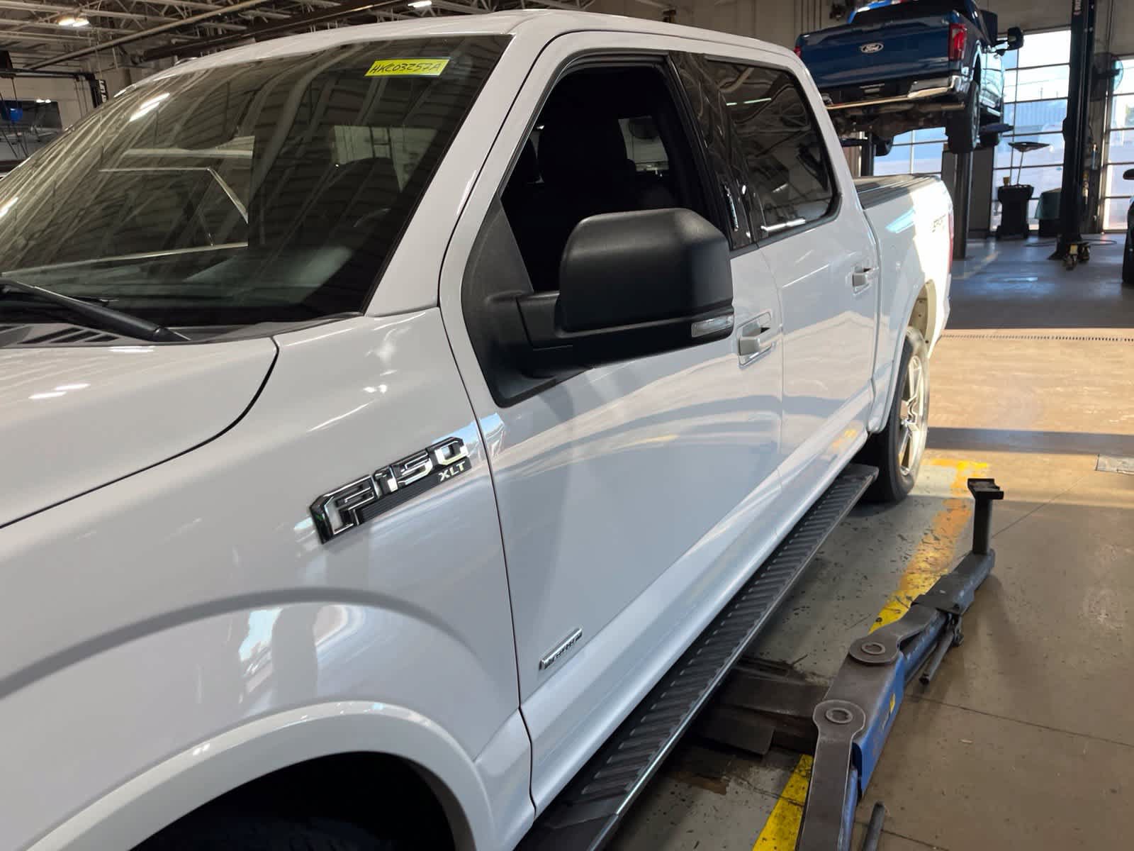 Used 2017 Ford F150 XLT w/ Equipment Group 302A Luxury AWD/4WD image 6