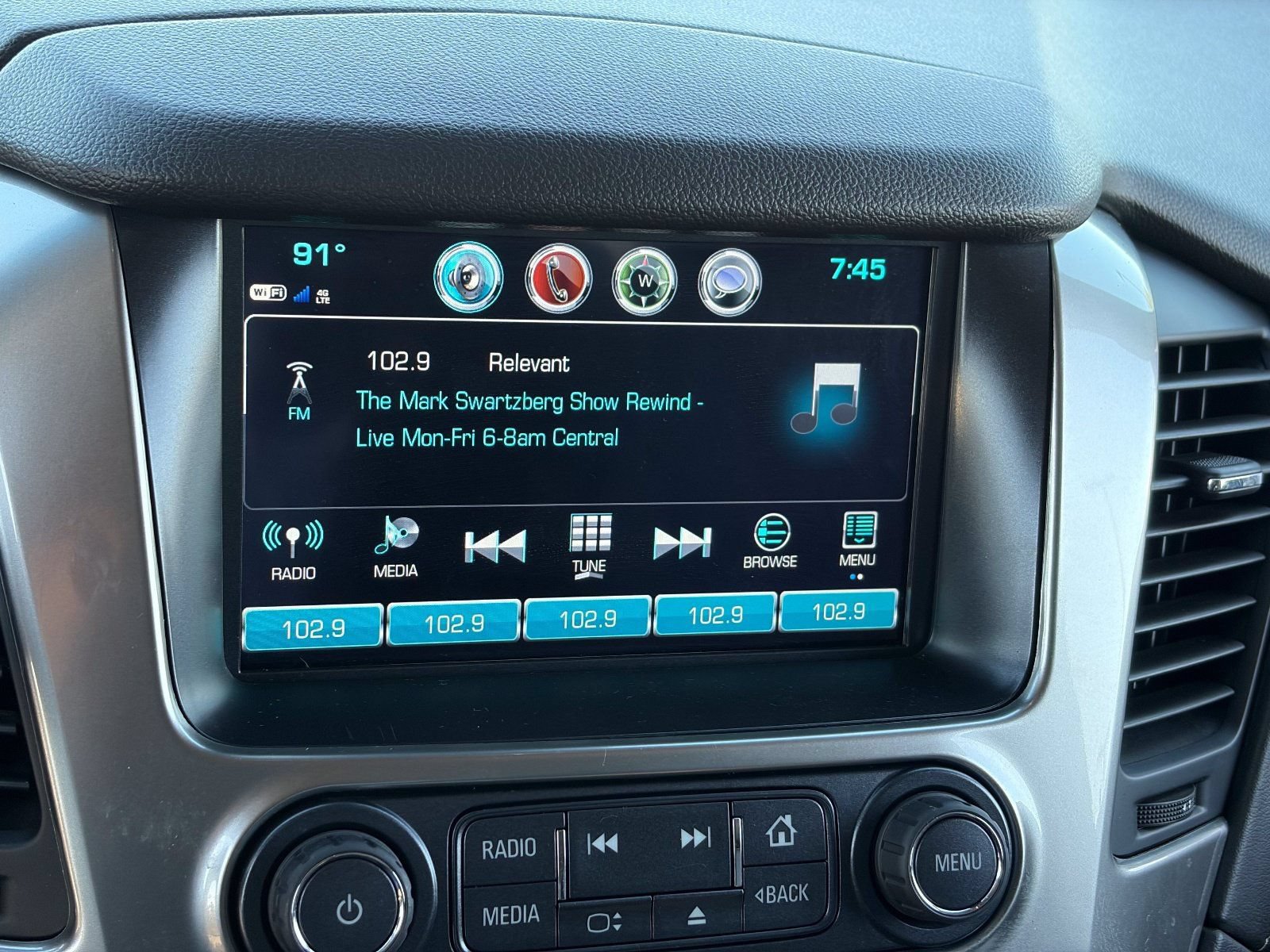 Certified 2019 Chevrolet Suburban LT AWD/4WD image 27