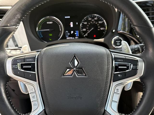 Used 2019 Mitsubishi Outlander 4WD Plug-In Hybrid image 10