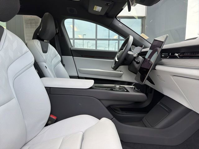 Used 2025 Polestar Polestar 3 AWD/4WD image 12