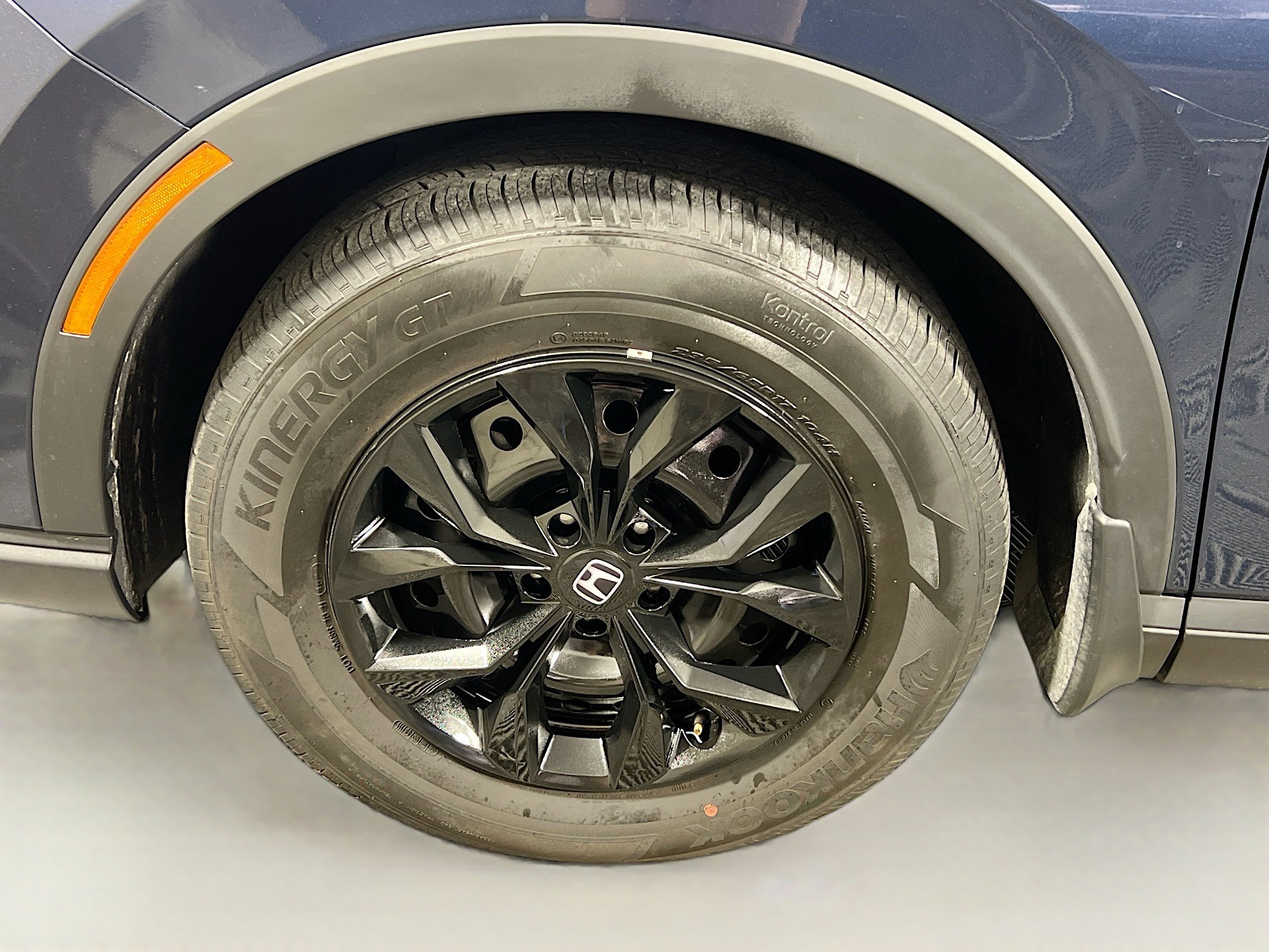 Used 2025 Honda CR-V LX image 13