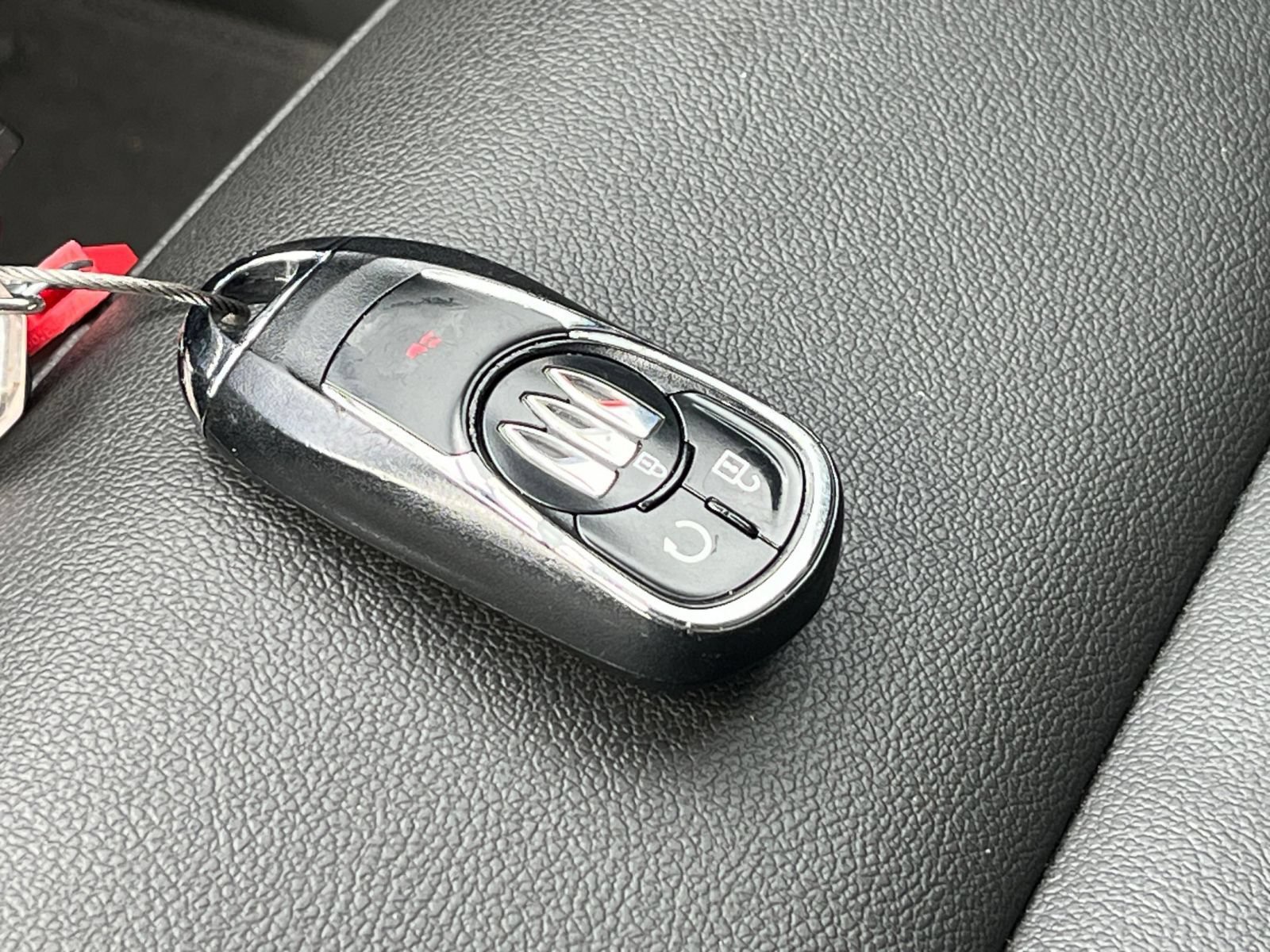 Used 2025 Buick Envista Sport Touring FWD image 24