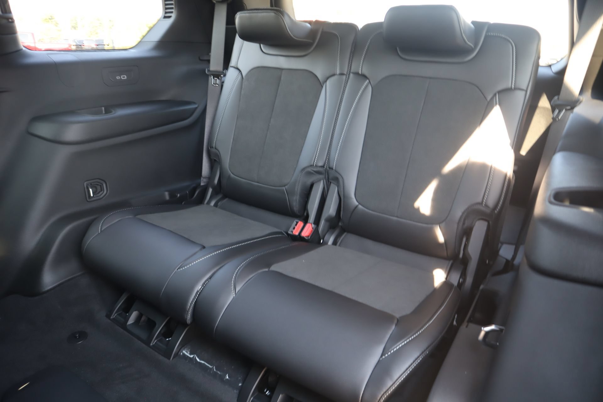 New 2026 Jeep Grand Cherokee L 4WD image 14