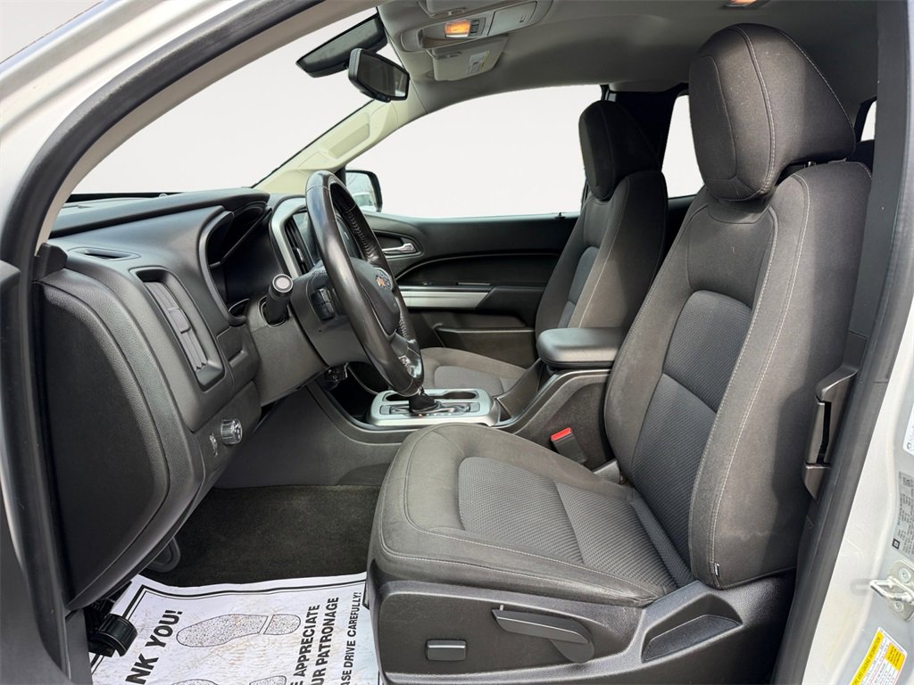 Used 2016 Chevrolet Colorado LT w/ LT Convenience Package image 10
