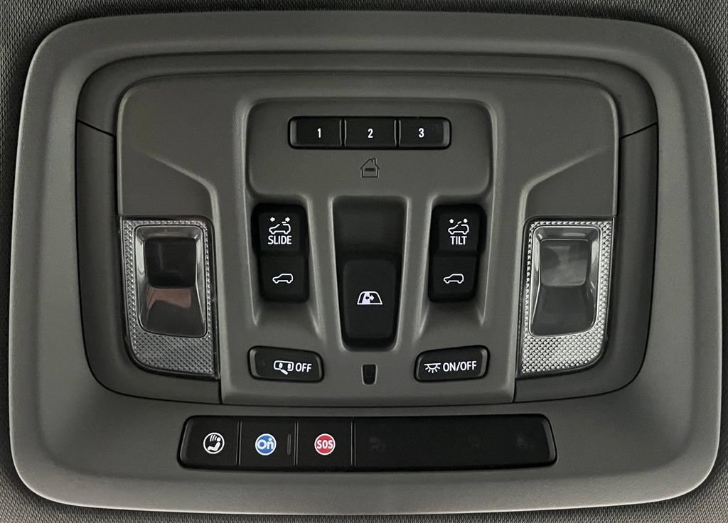 Used 2021 Chevrolet Silverado 1500 LTZ AWD/4WD image 42