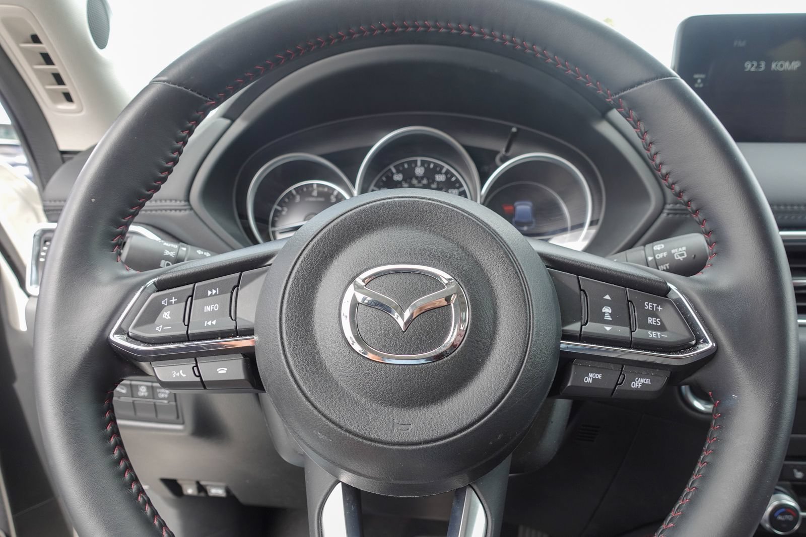 Used 2025 MAZDA CX-5 Carbon Edition AWD/4WD image 19