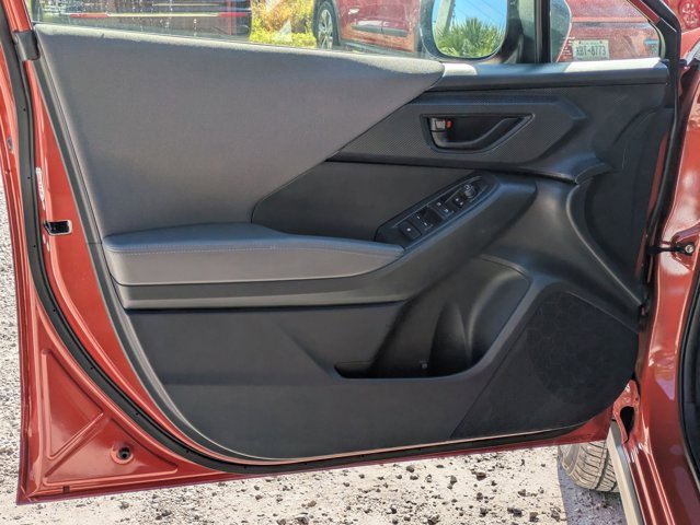 Used 2024 Subaru Crosstrek 2.0i Premium image 2