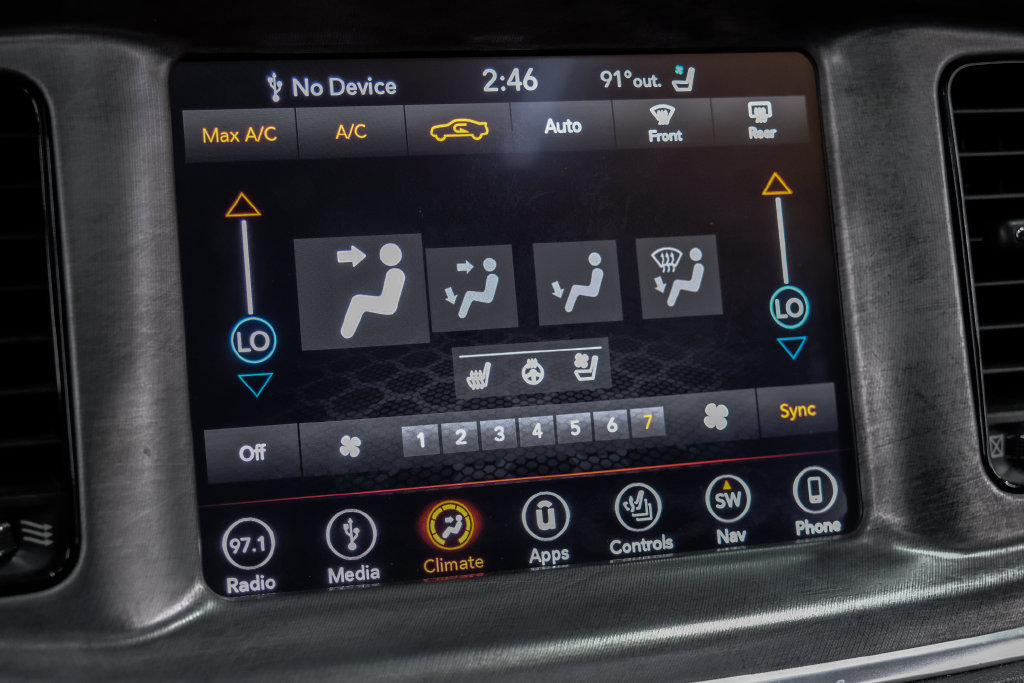 Used 2019 Dodge Charger R/T w/ Daytona Edition Group RWD image 37