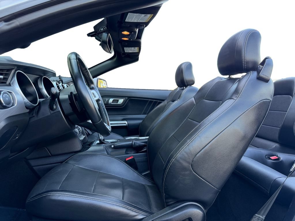 Used 2019 Ford Mustang Premium RWD image 10